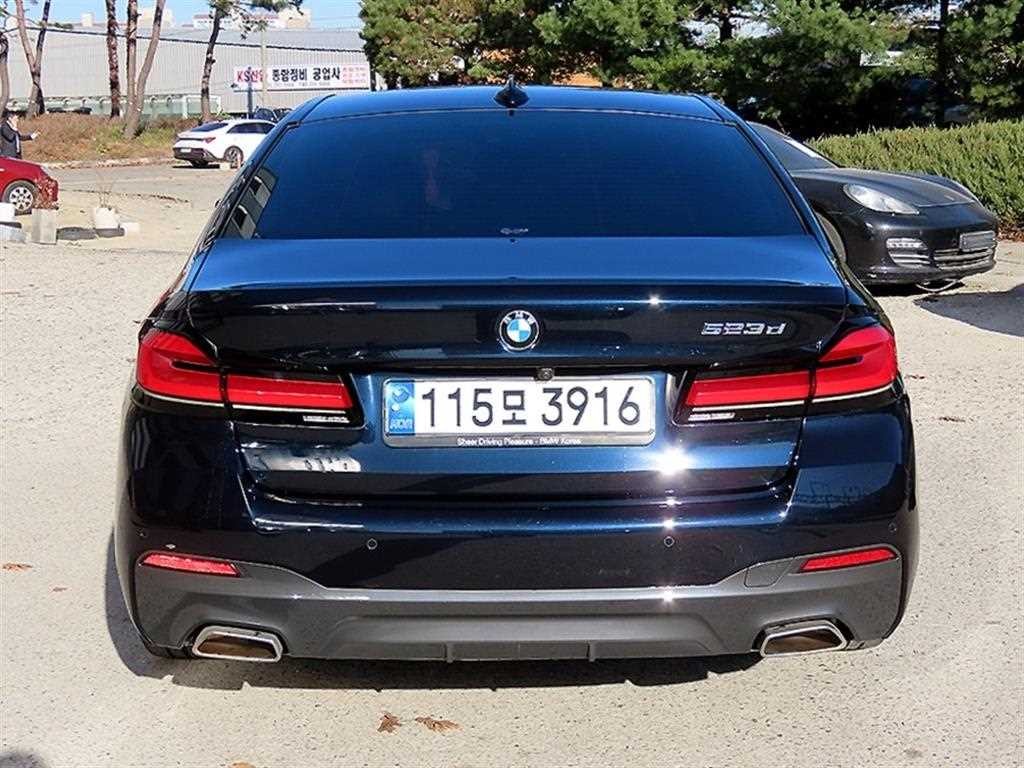 BMW 5시리즈 5시리즈 (G30) 523d M 스포츠 이미지 4