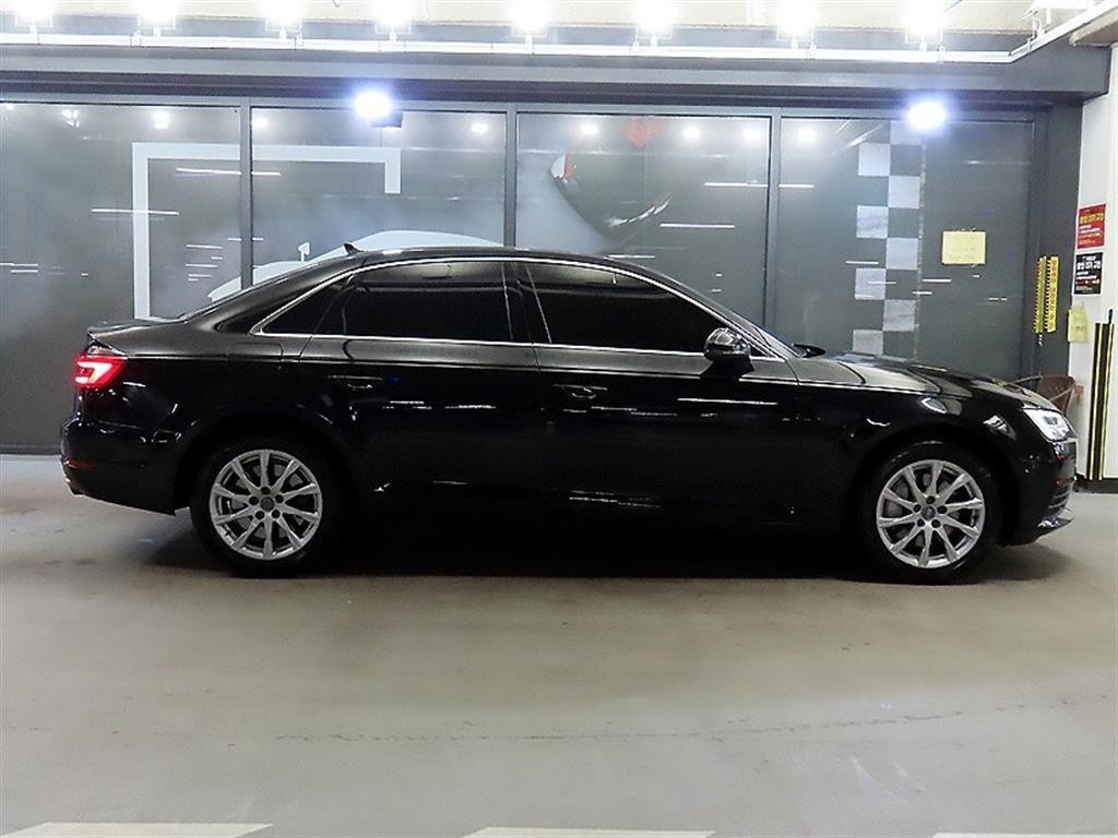 아우디 A4 A4 (B9) 45 TFSI 이미지 3