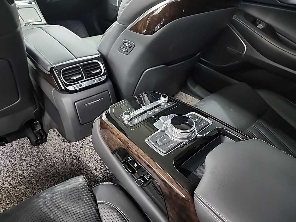 제네시스 G90 3.8 GDI AWD 프리미엄 럭셔리 이미지 13