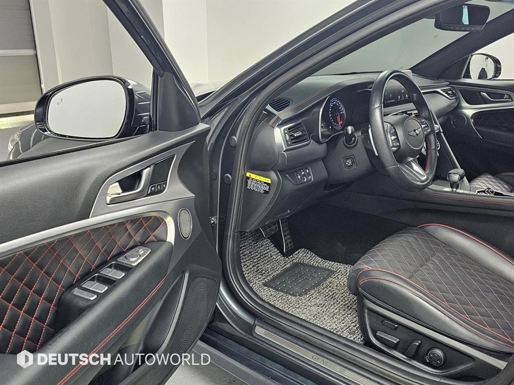 제네시스 G70 2.0T AWD 스포츠 패키지 이미지 11