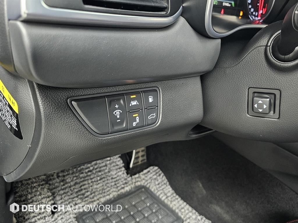 제네시스 G70 2.0T AWD 스포츠 패키지 이미지 17