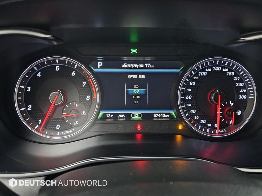 제네시스 G70 2.0T AWD 스포츠 패키지 이미지 8