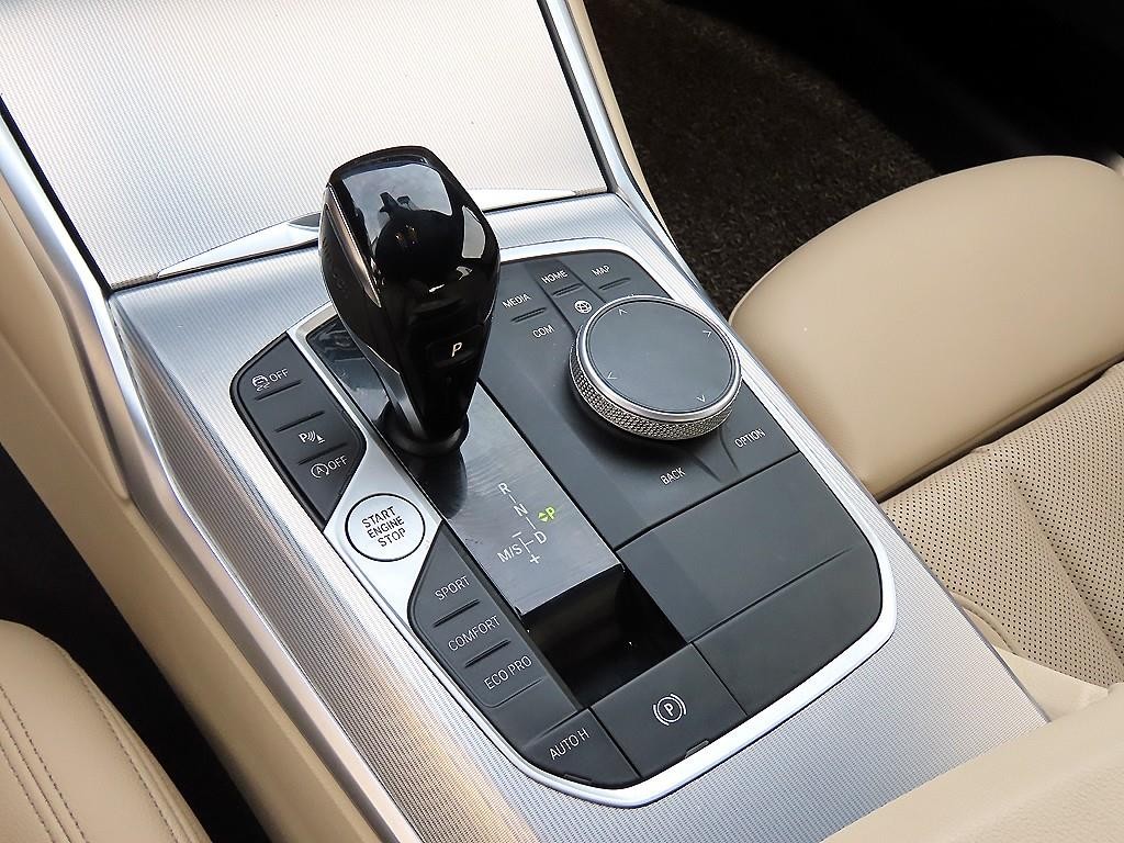 BMW 3시리즈 3시리즈 (G20) 320d xDrive M 스포츠 이미지 11