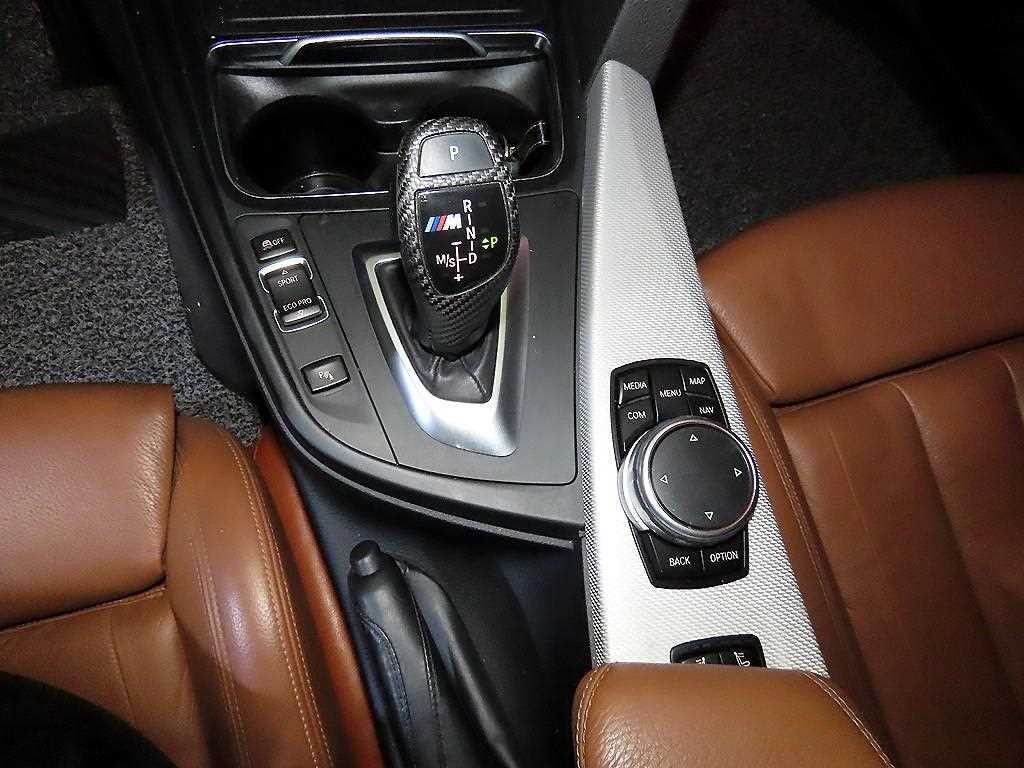 BMW 4시리즈 4시리즈 (F32) 428i 컨버터블 비전 100 이미지 15