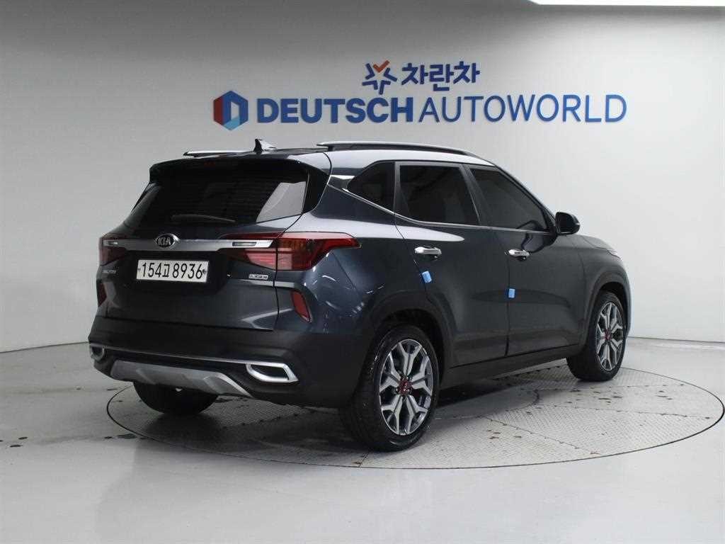 기아 셀토스 가솔린 1.6 터보 2WD 시그니처 이미지 2
