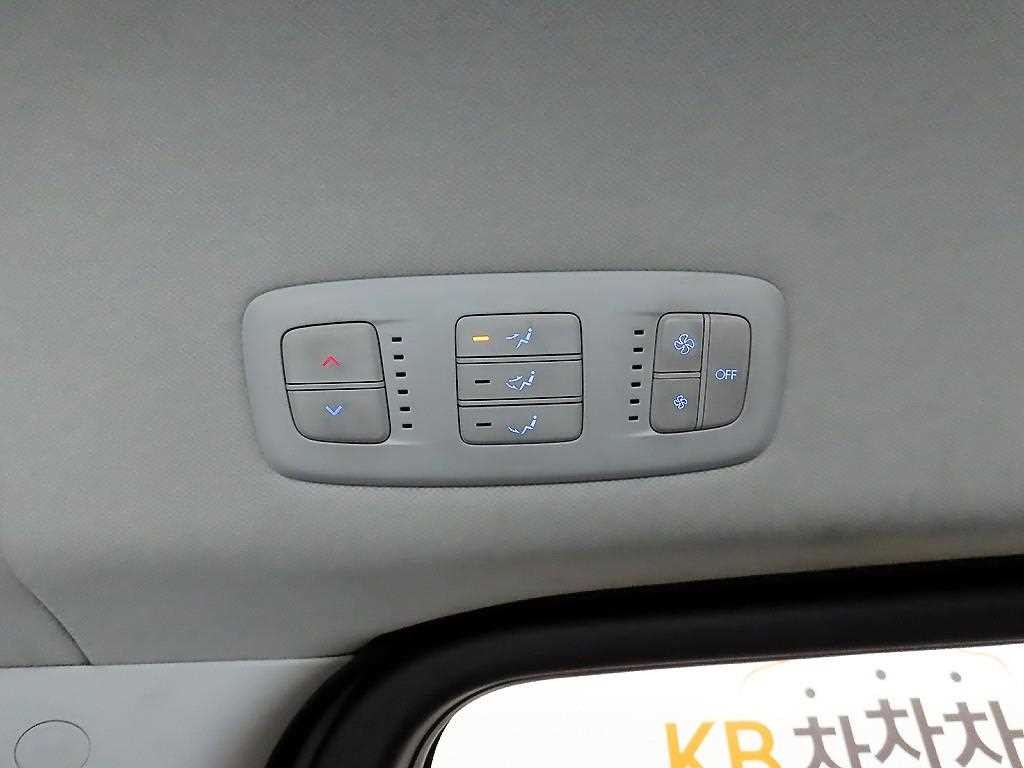 현대 스타리아 2WD 디젤 투어러 모던 이미지 13