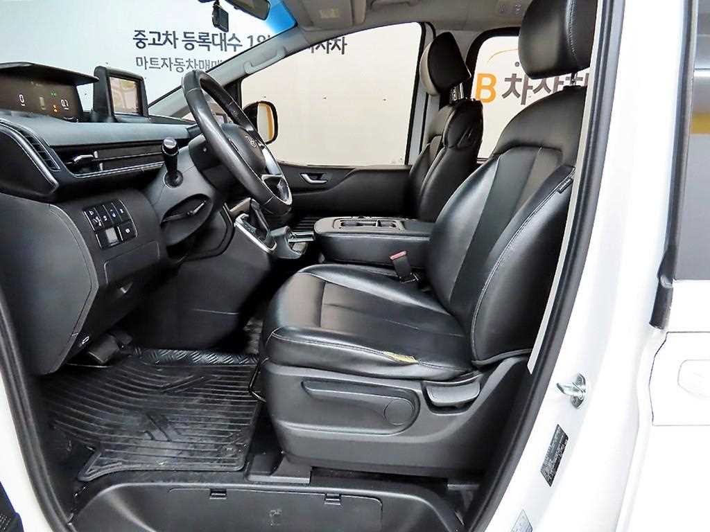 현대 스타리아 2WD 디젤 투어러 모던 이미지 5