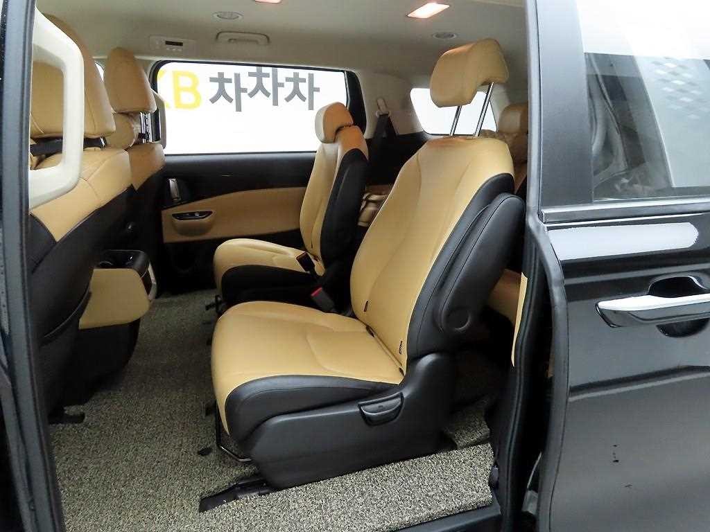 기아 카니발 카니발 4세대 디젤 9인승 프레스티지 이미지 14