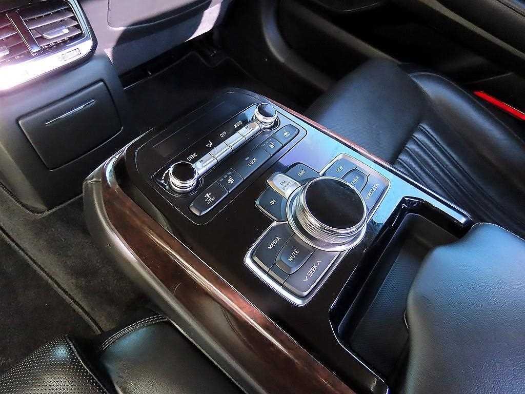 제네시스 EQ900 3.3 T-GDI AWD 럭셔리 이미지 18