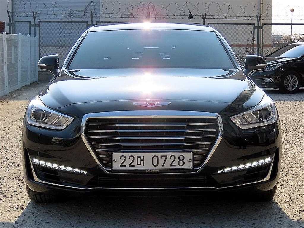 제네시스 EQ900 3.3 T-GDI AWD 럭셔리 이미지 2