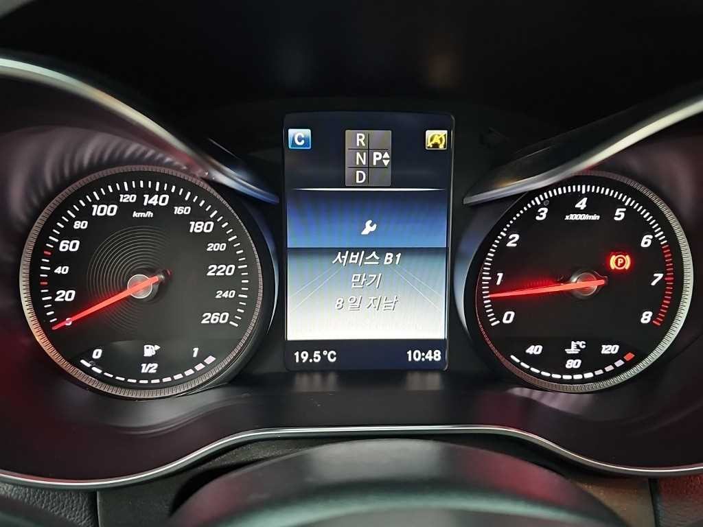 벤츠 C 클래스 C클래스 W205 C200 AMG LINE 이미지 6