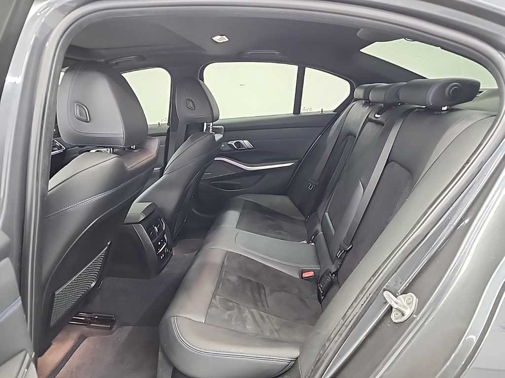 BMW 3시리즈 3시리즈 (G20) 320d M 스포츠 이미지 12
