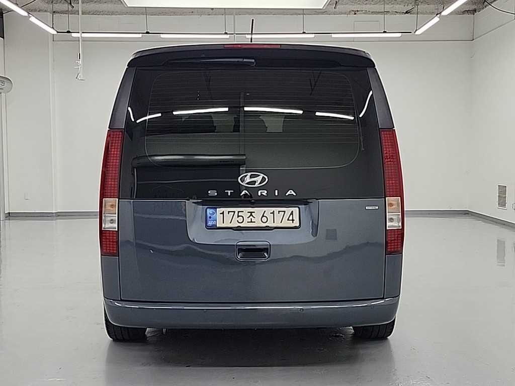 현대 스타리아 4WD 디젤 투어러 모던 9인승 이미지 3