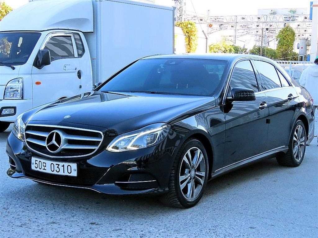 벤츠 E 클래스 E-클래스 W212 E220 블루텍 아방가르드 이미지 2