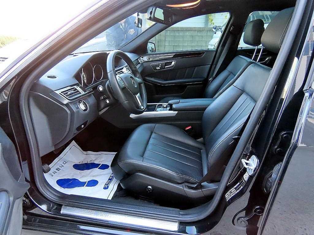 벤츠 E 클래스 E-클래스 W212 E220 블루텍 아방가르드 이미지 5