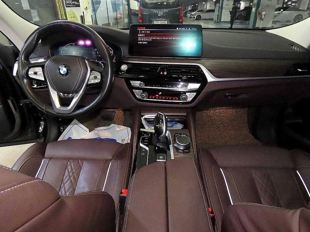 BMW 그란투리스모 6시리즈 GT (G32) 620d 럭셔리 이미지 10