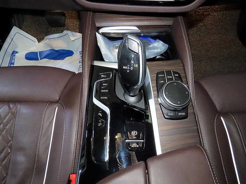 BMW 그란투리스모 6시리즈 GT (G32) 620d 럭셔리 이미지 12