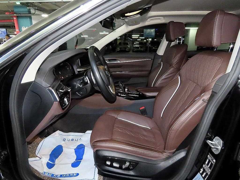 BMW 그란투리스모 6시리즈 GT (G32) 620d 럭셔리 이미지 6