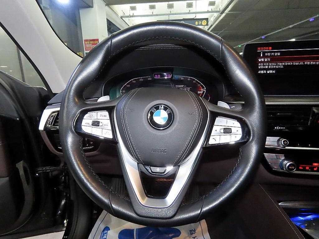 BMW 그란투리스모 6시리즈 GT (G32) 620d 럭셔리 이미지 8
