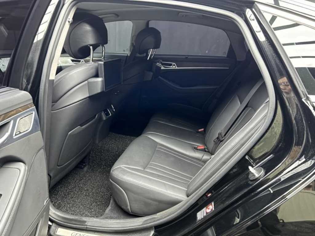 제네시스 G80 3.3 GDI AWD 프리미엄 럭셔리 이미지 5