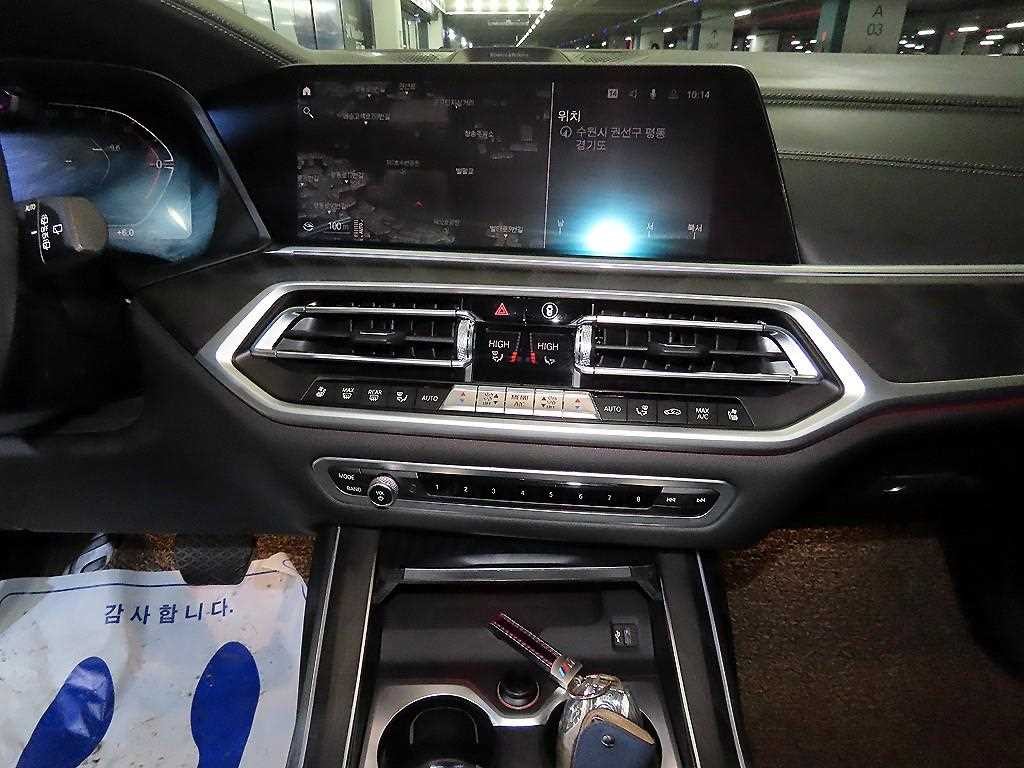BMW X7 X7 (G07) xDrive 40d 디자인 퓨어 엑셀런스 7인승 이미지 11