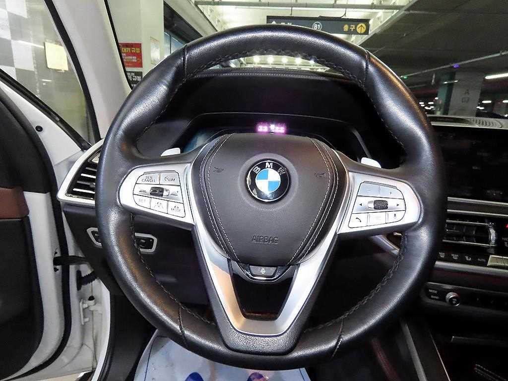 BMW X7 X7 (G07) xDrive 40d 디자인 퓨어 엑셀런스 7인승 이미지 8