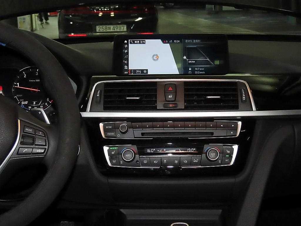 BMW 그란투리스모 3시리즈 GT (F34) GT 320D xDrive 프리미엄 이미지 11
