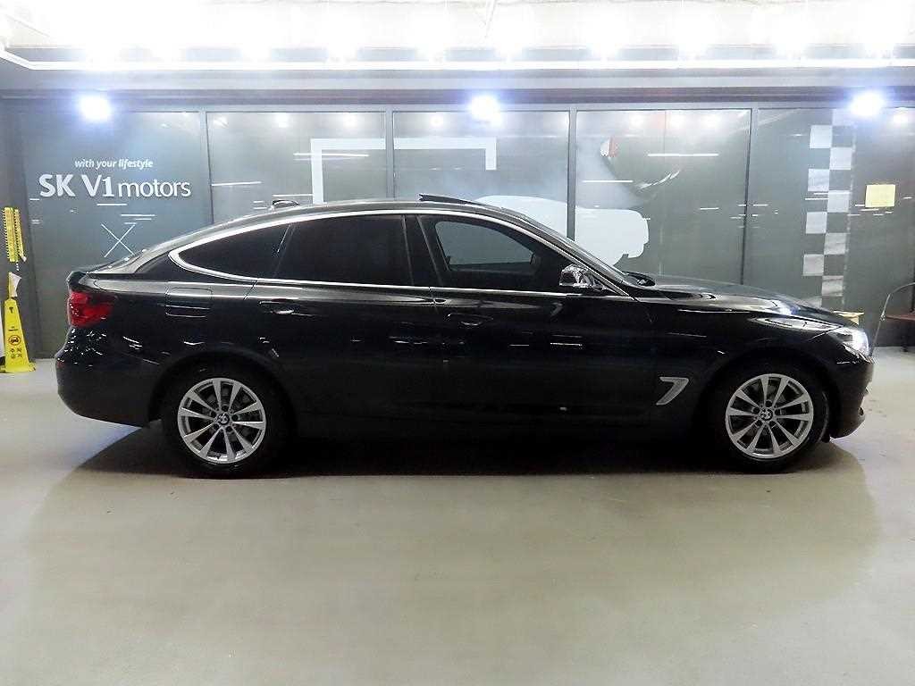 BMW 그란투리스모 3시리즈 GT (F34) GT 320D xDrive 프리미엄 이미지 3