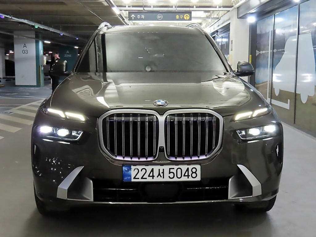 BMW X7 X7 (G07) xDrive 40i 디자인 퓨어 엑셀런스 6인승 이미지 2