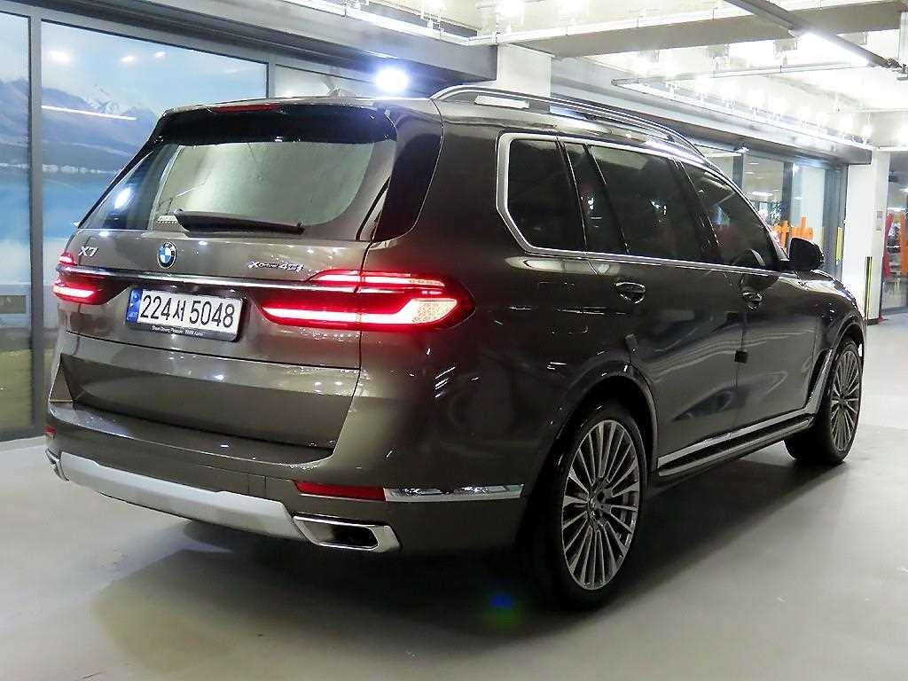 BMW X7 X7 (G07) xDrive 40i 디자인 퓨어 엑셀런스 6인승 이미지 4
