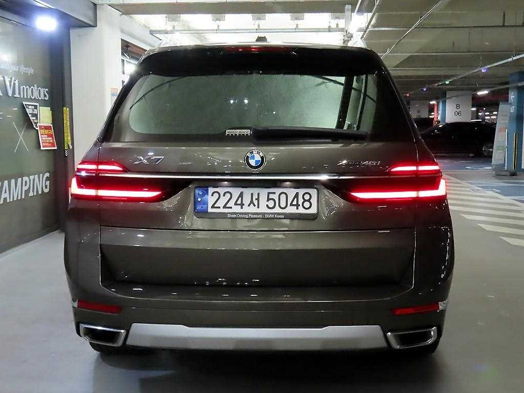 BMW X7 X7 (G07) xDrive 40i 디자인 퓨어 엑셀런스 6인승 이미지 5