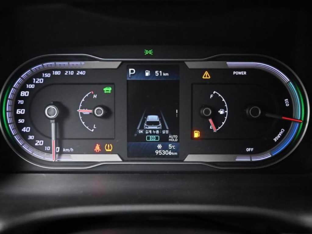 현대 투싼 투싼 하이브리드(NX4) 2WD 프리미엄 이미지 8