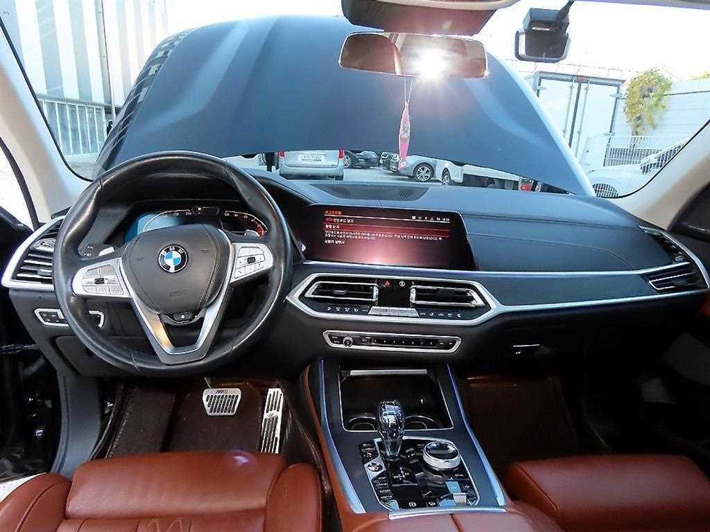 BMW X7 X7 (G07) xDrive 40d 디자인 퓨어 엑셀런스 6인승 이미지 8