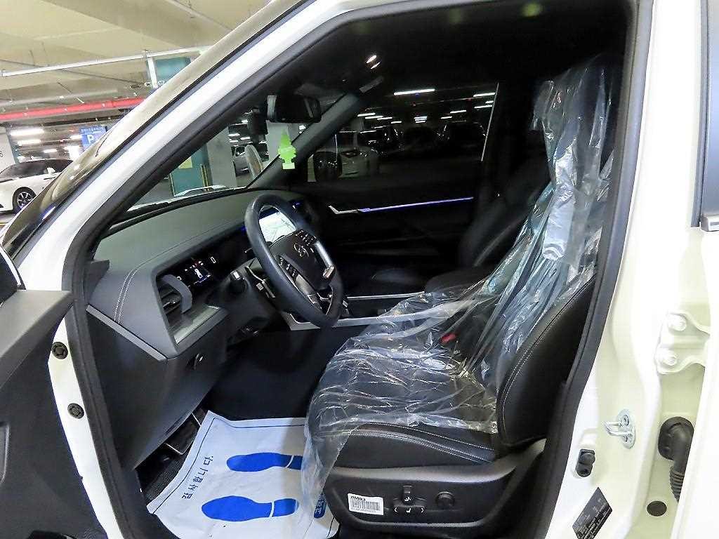 KG모빌리티(쌍용) 토레스 1.5 GDI-T 2WD T7 이미지 6