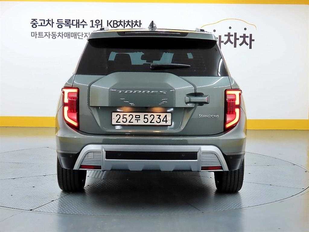 KG모빌리티(쌍용) 토레스 1.5 GDI-T 2WD T7 이미지 3