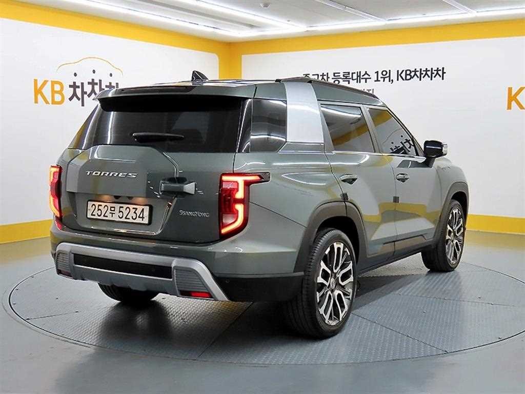 KG모빌리티(쌍용) 토레스 1.5 GDI-T 2WD T7 이미지 4