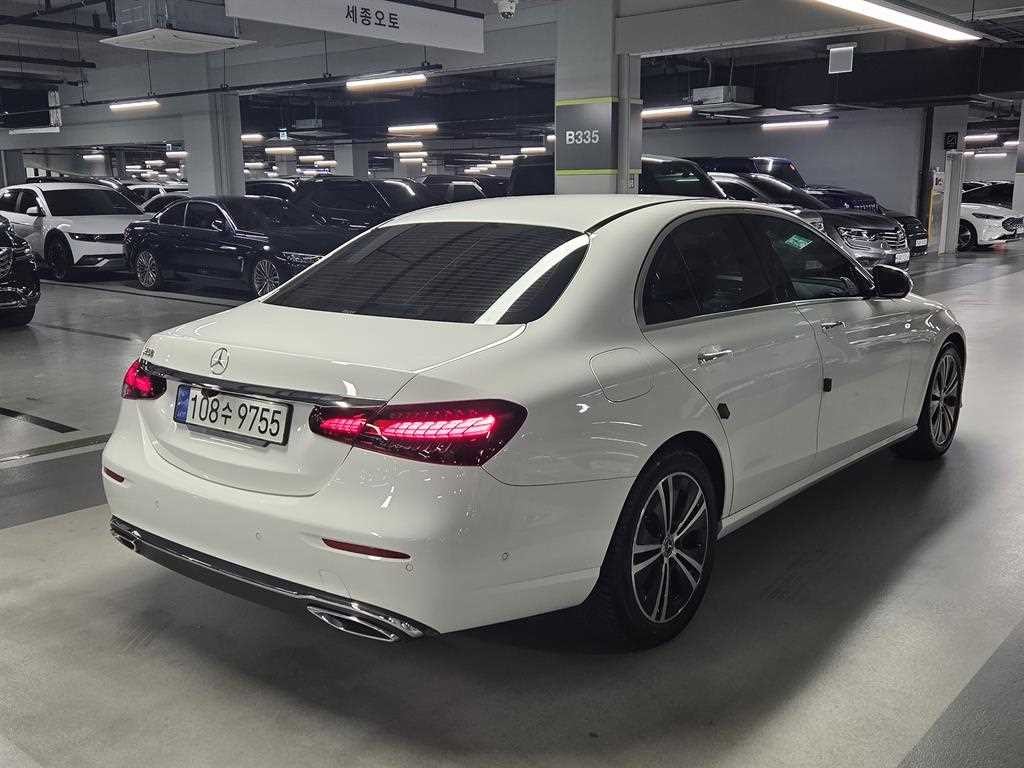 벤츠 E 클래스 E-클래스 W213 E250 아방가르드 이미지 4