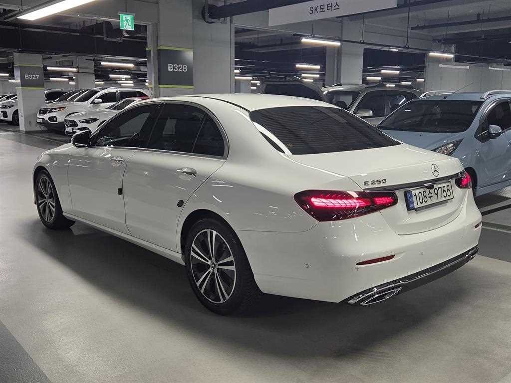 벤츠 E 클래스 E-클래스 W213 E250 아방가르드 이미지 6