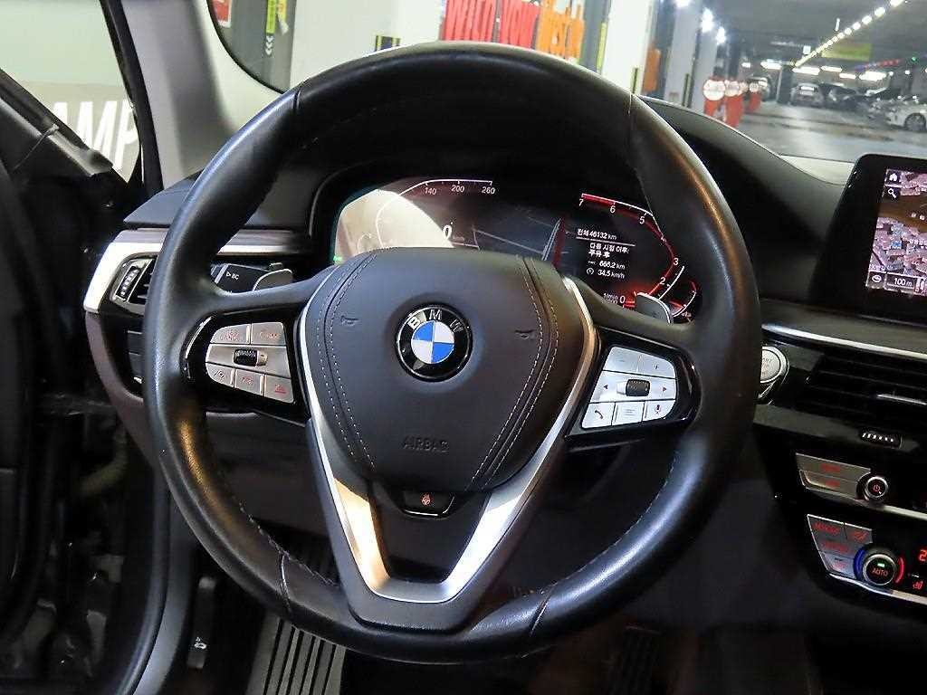 BMW 5시리즈 5시리즈 (G30) 530i 럭셔리 플러스 이미지 8