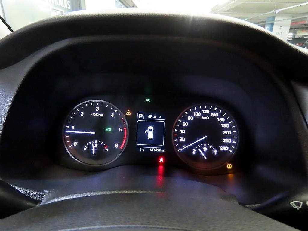 현대 투싼 올뉴투싼 디젤 2.0 2WD 스타일 이미지 9