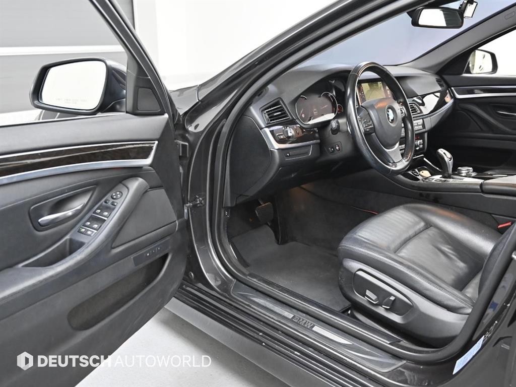 BMW 5시리즈 5시리즈 (F10) 528i xDrive 이미지 11