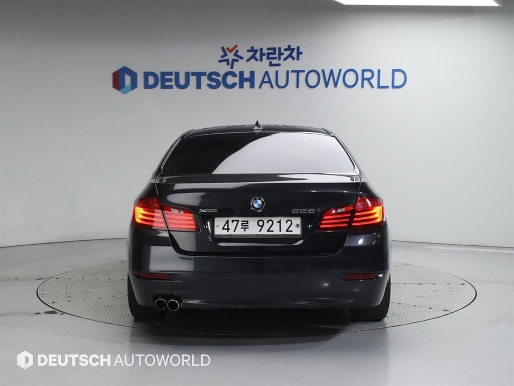 BMW 5시리즈 5시리즈 (F10) 528i xDrive 이미지 4
