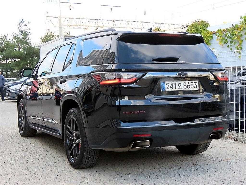 쉐보레 트래버스 3.6 AWD 레드라인 이미지 3