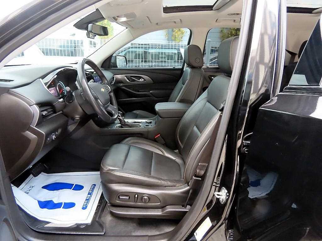 쉐보레 트래버스 3.6 AWD 레드라인 이미지 5