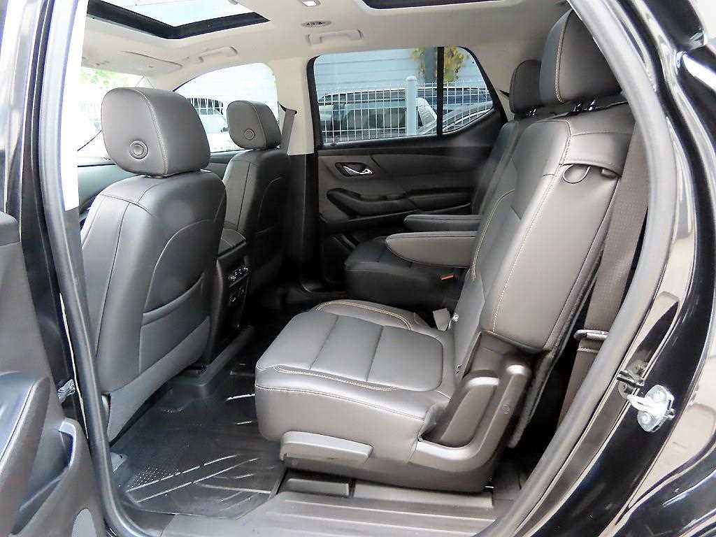 쉐보레 트래버스 3.6 AWD 레드라인 이미지 6