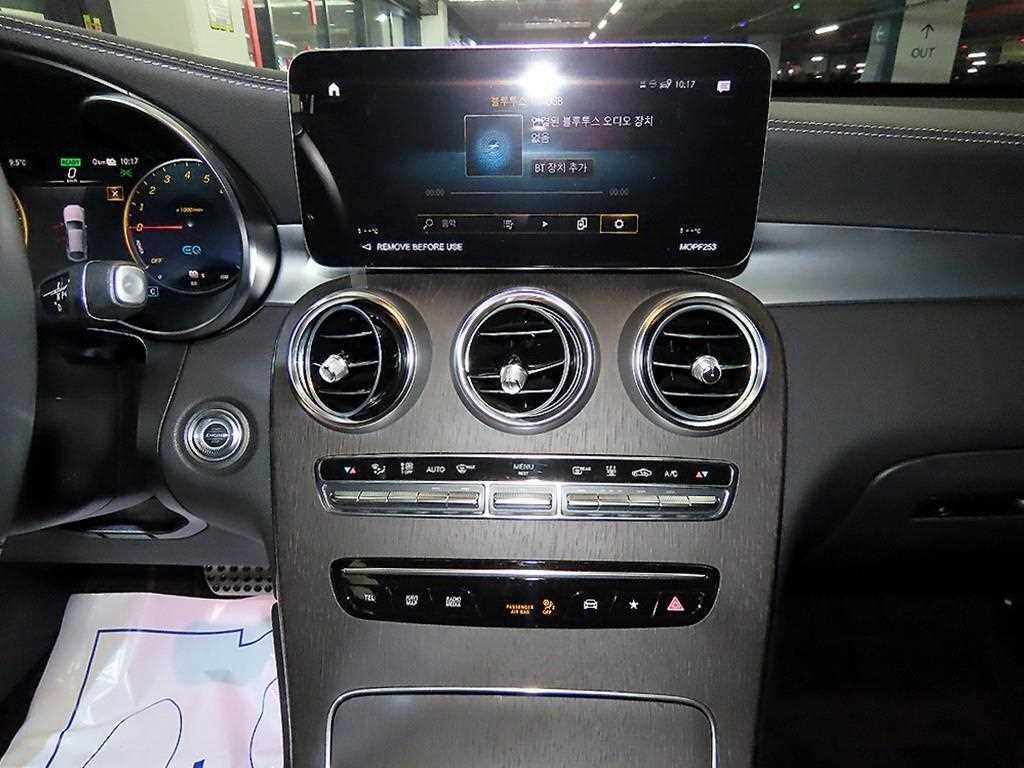 벤츠 GLC 클래스 GLC클래스 X253 GLC 300 e 4MATIC 쿠페 이미지 11