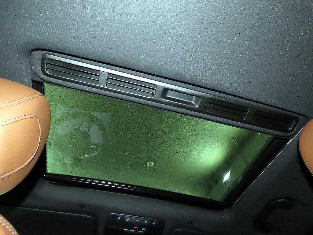 벤츠 GLC 클래스 GLC클래스 X253 GLC 300 e 4MATIC 쿠페 이미지 15