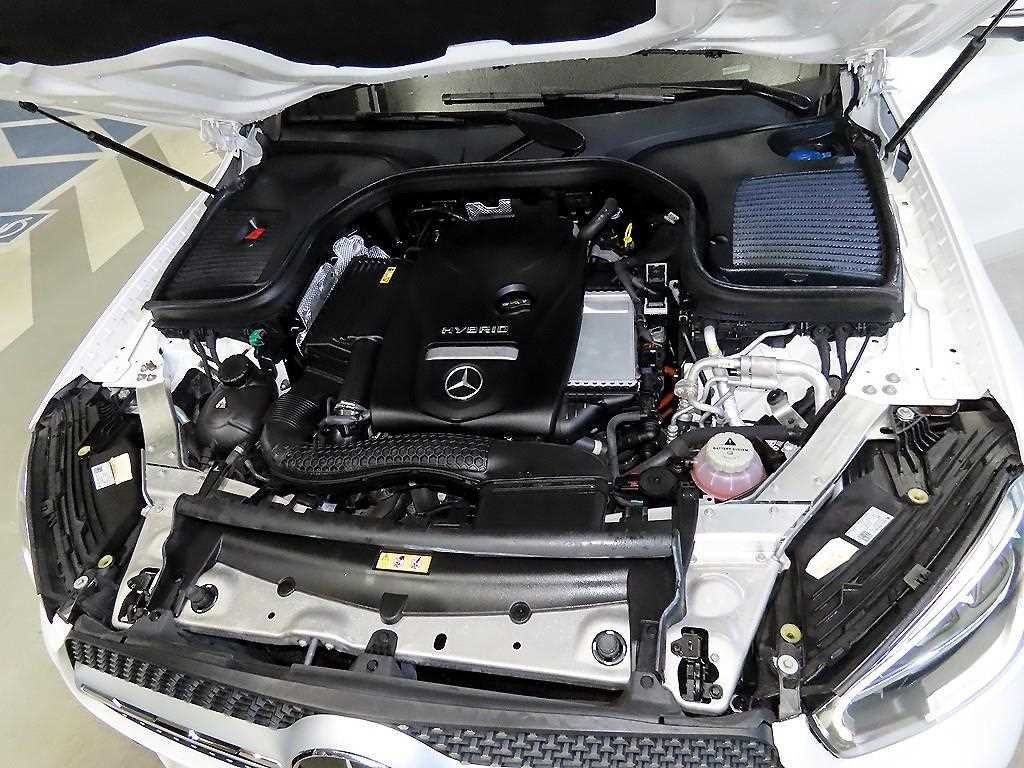 벤츠 GLC 클래스 GLC클래스 X253 GLC 300 e 4MATIC 쿠페 이미지 19