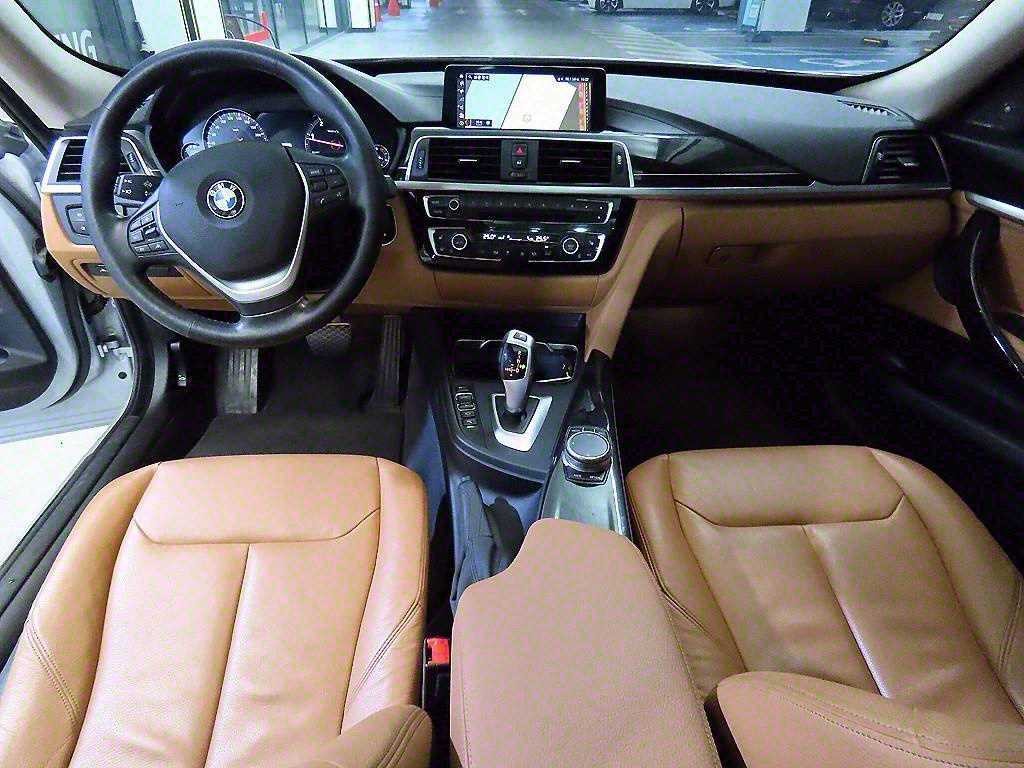 BMW 그란투리스모 3시리즈 GT (F34) GT 320D 럭셔리 이미지 10