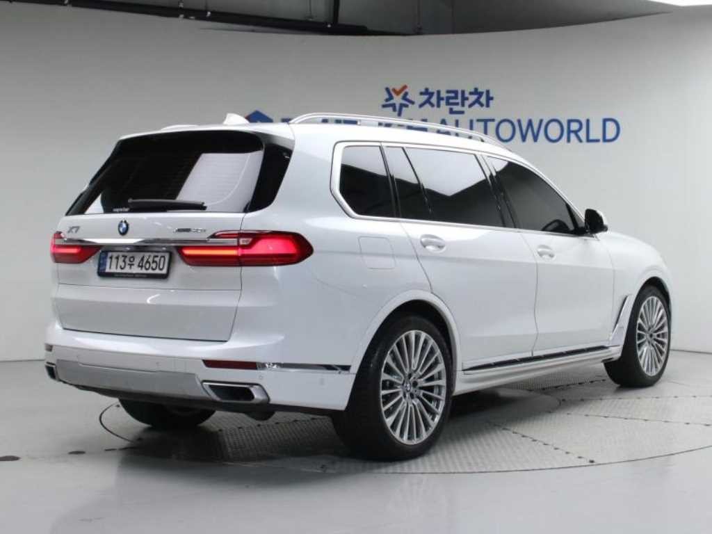 BMW X7 X7 (G07) xDrive 40i 디자인 퓨어 엑셀런스 6인승 이미지 3
